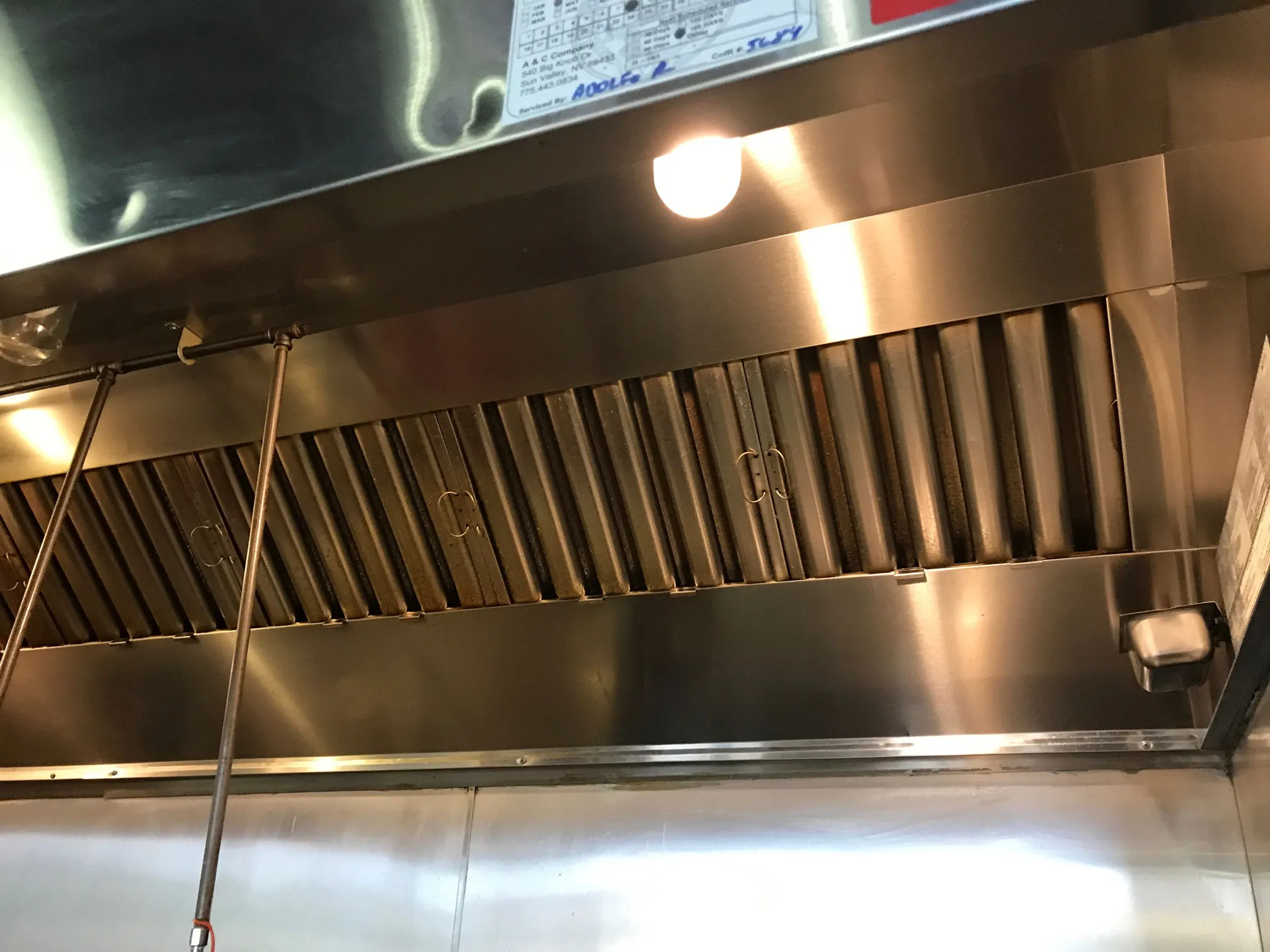 Commercial kitchen exhaust hood cleaning service